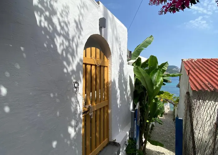 Vivaria House